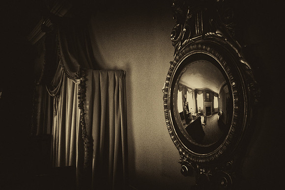 Ghosts of Pain and Pleasure- Nola-LisaDuBois©